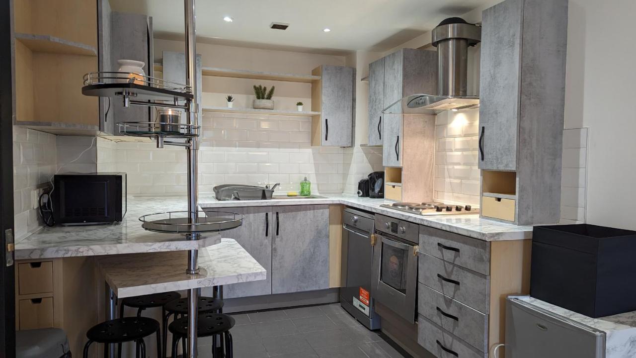 Jpg Theatre Suite - High Floor Mcr Luxe Apartment W Balcony Canal Views 맨체스터 외부 사진